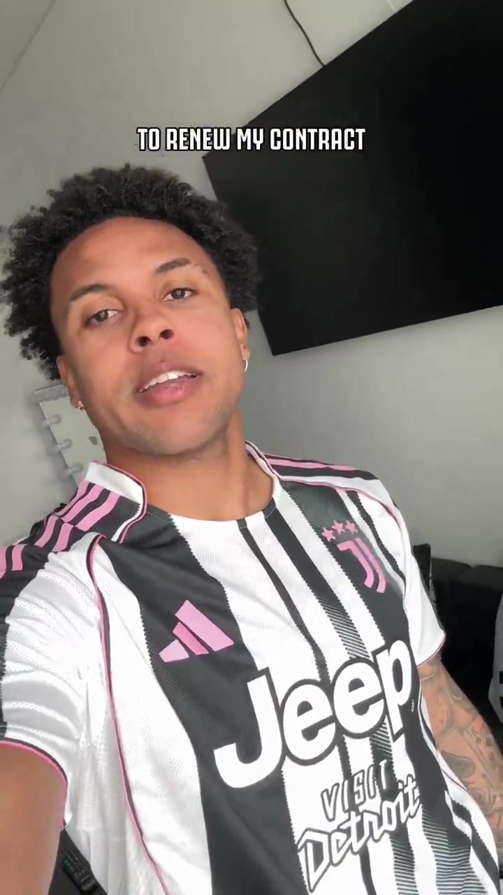 九游会登录入口-麦肯尼：我很高兴能够延长我的合同，并与尤文球迷共度更多的时光